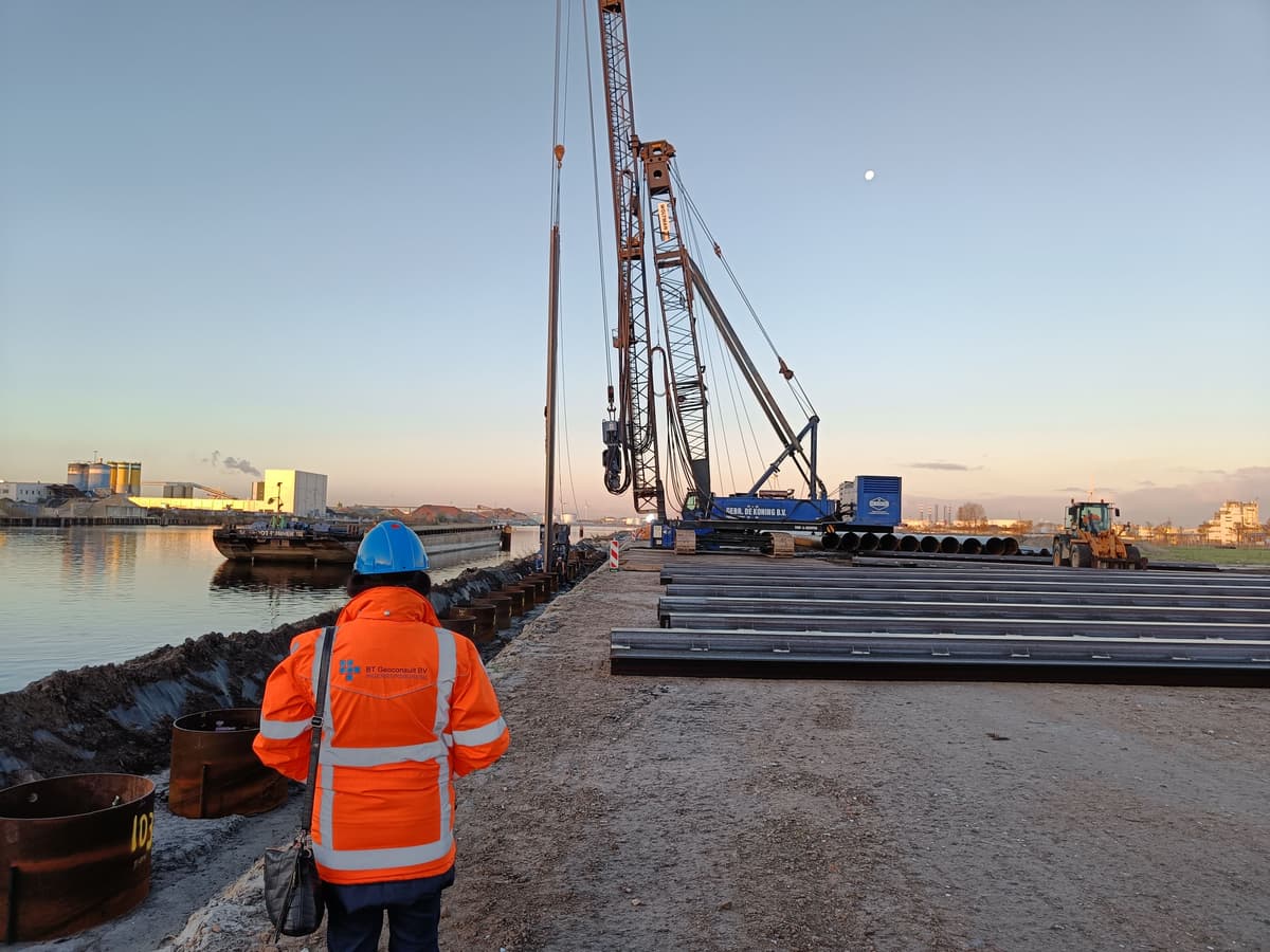 25 jaar ervaring in de infra, waterbouw, kabels & leidingen en wind & energie