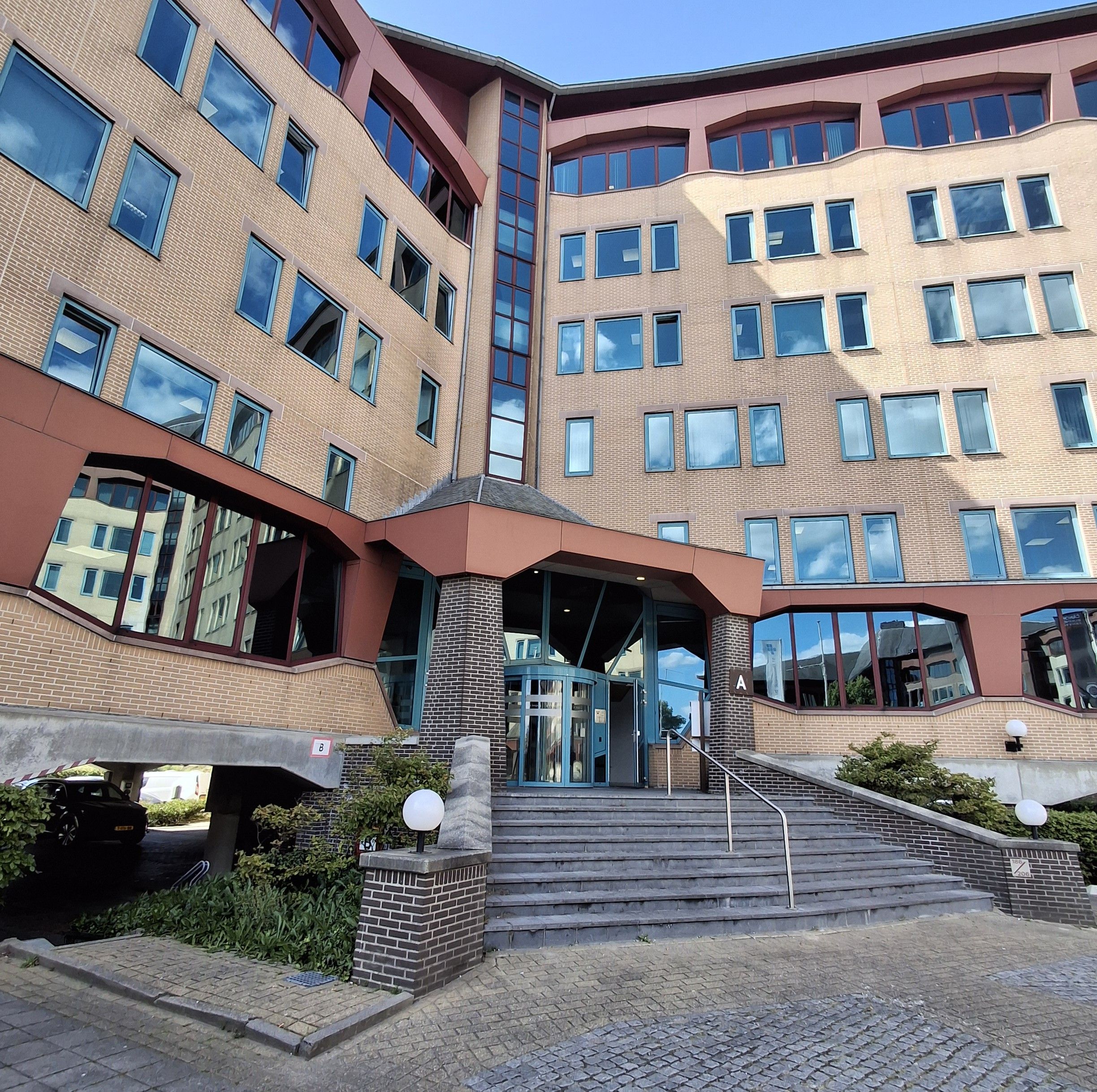 foto ingang-vierkant.jpg